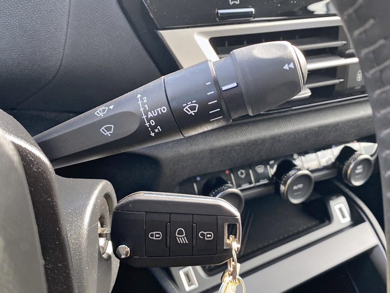 Citroën C4 1.2 hybride 145ch plus e-dcs6 — photo 18