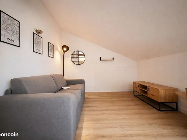 Studio 1 pièce 19 m²