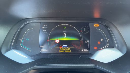 Renault Clio 1.6 E-Tech 140 Hybrid EDC6 - Intens – 2022 – 80348 km – Hybride essence – Boîte Automatique — photo 16