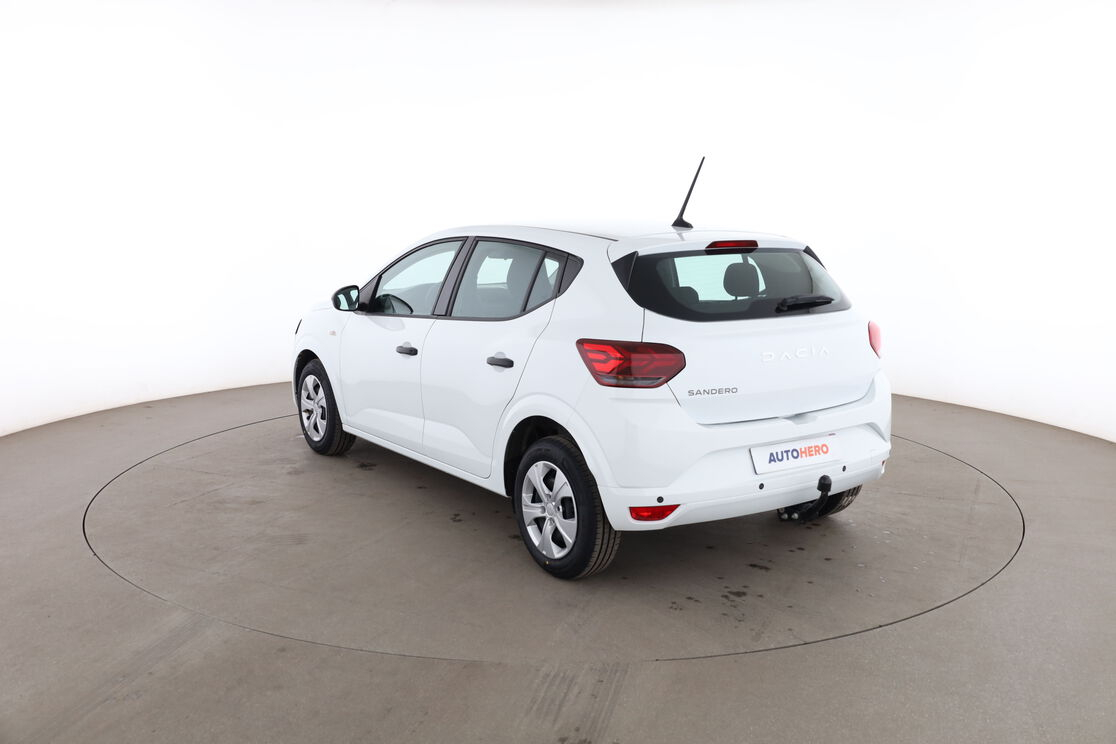 Dacia Sandero 1.0 SCe Essential — photo 3