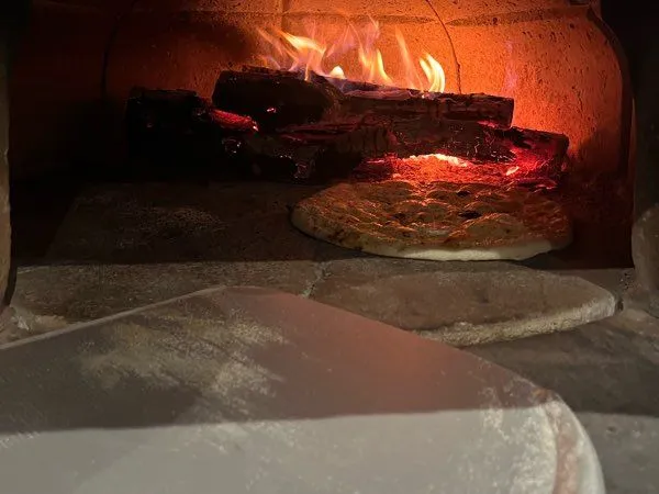 Pizzeria au feu de bois