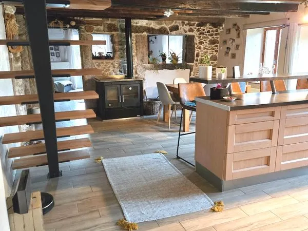 Ferme rénové + 4 studios