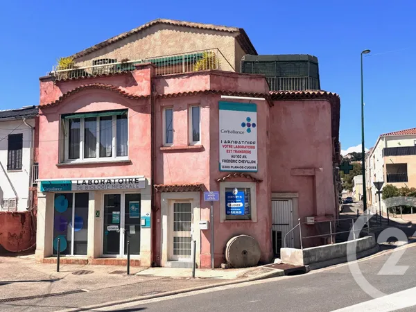 Local commercial 114 m²