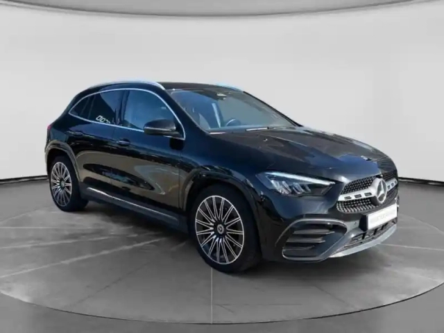 Mercedes Gla 200 d 150ch amg line 8g-dct — photo 7