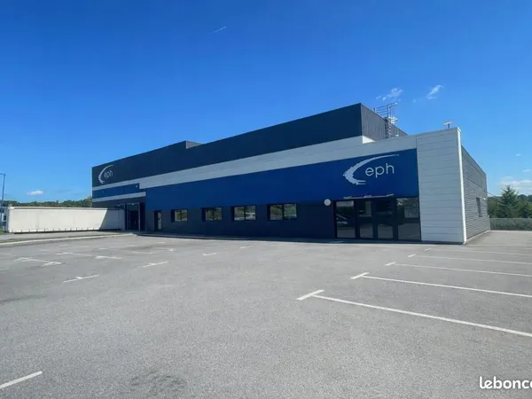 Local d'activité 1 337 m²