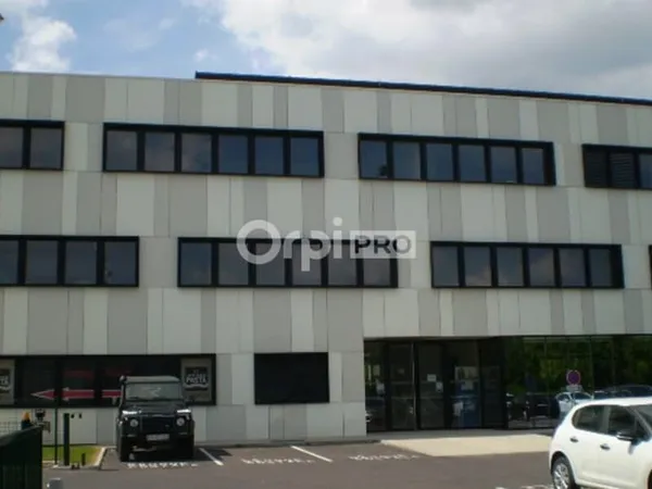 Bureaux 97 m²
