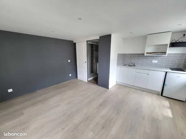 Studio 1 pièce 17 m²