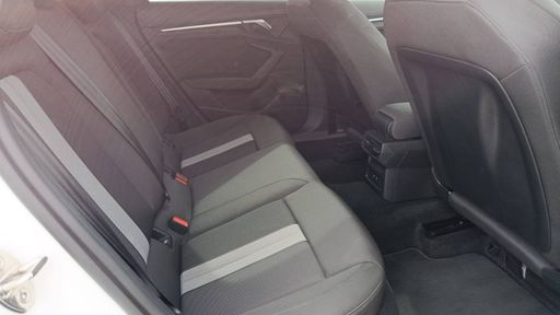 Audi A3 Berline 35 TFSi 150 Mild Hybrid S-Tronic 7 - Design – 2021 – 57091 km – Hybride essence – Boîte Automatique — photo 13