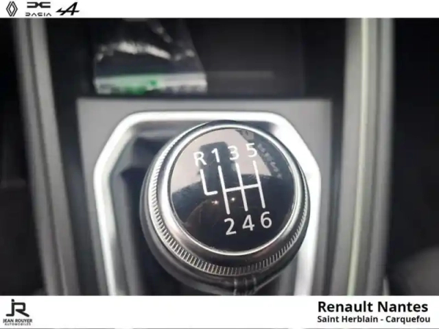Renault Clio 1.0 tce 90ch esprit alpine — photo 11