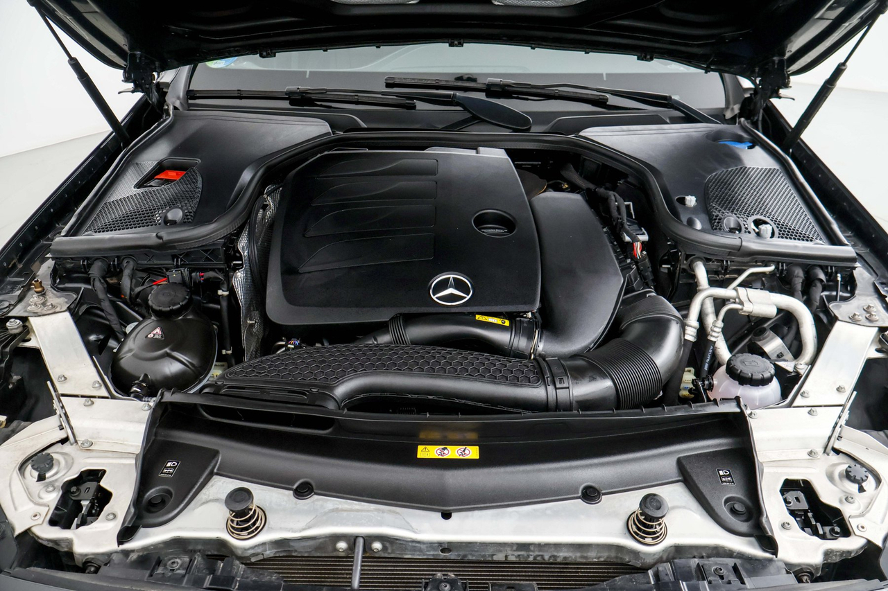 Mercedes CLS — photo 33