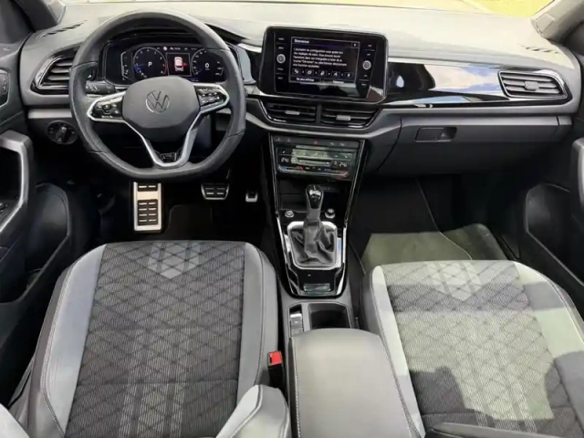 Volkswagen T-Roc 1.5 tsi evo2 150ch r-line dsg7 — photo 13
