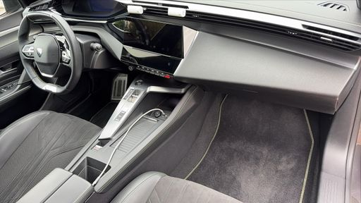 Peugeot 308 SW 1.2 PureTech 130 EAT8 - GT – 2023 – 52676 km – Essence – Boîte Automatique — photo 20
