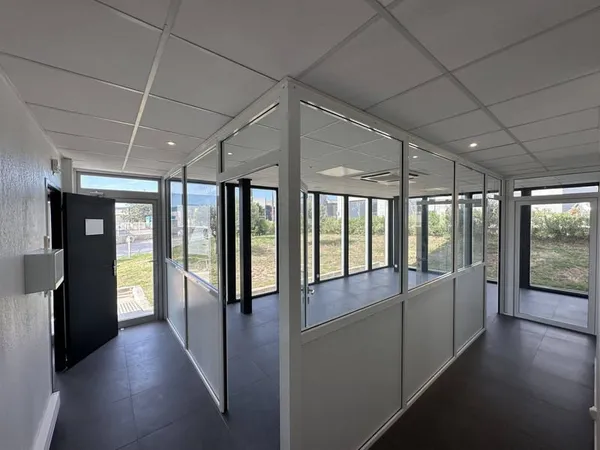 Local commercial 107 m²