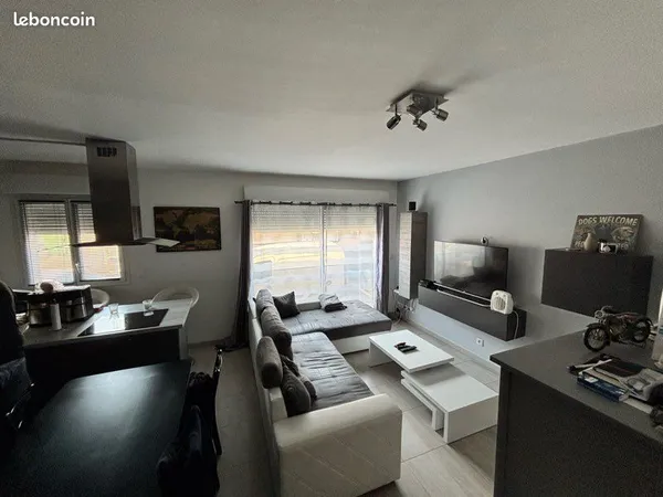 F2 de 42m2 Meublé au centre ville