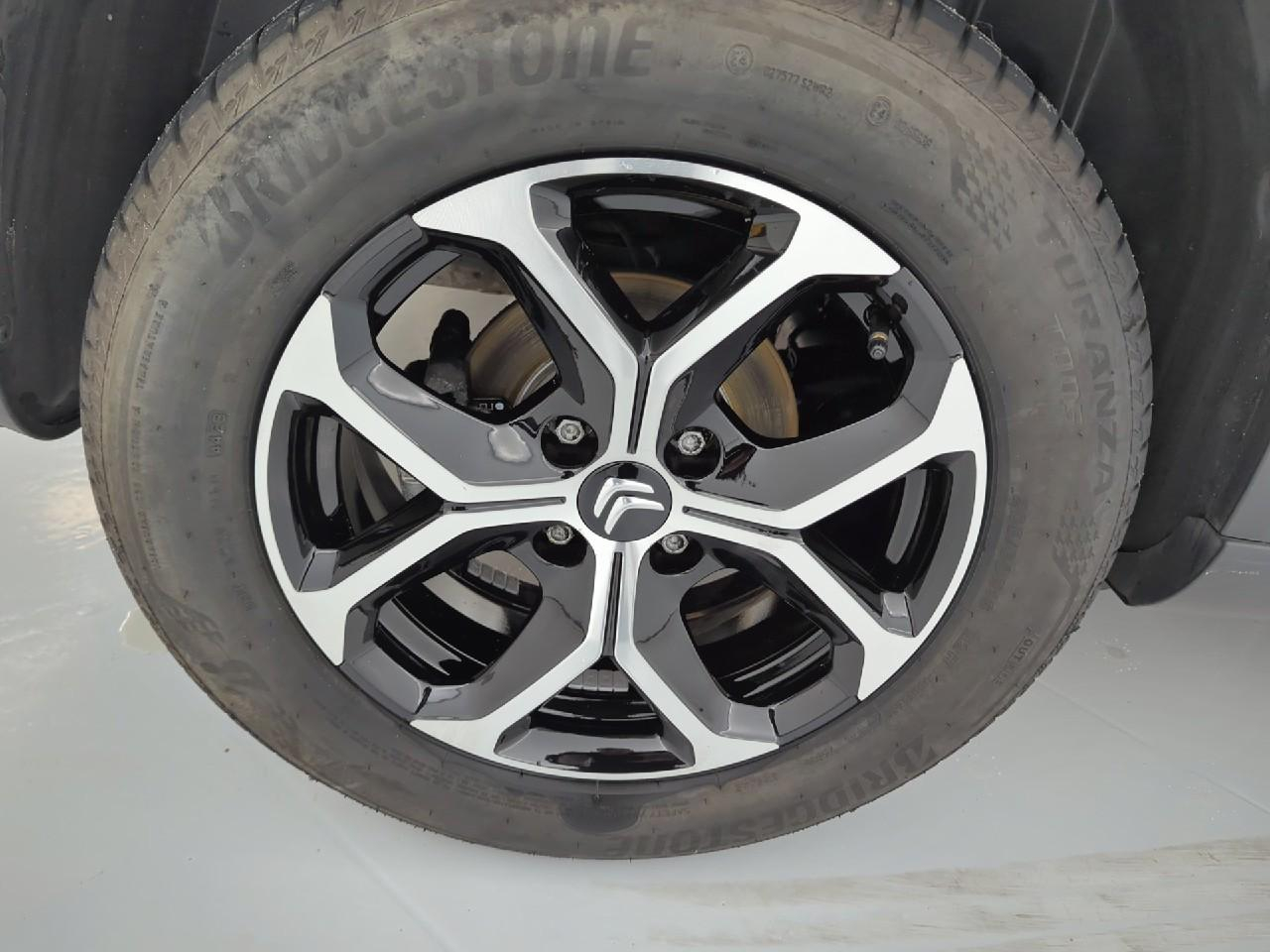 Citroën C3 Aircross puretech 130 s&s eat6 plus — photo 11