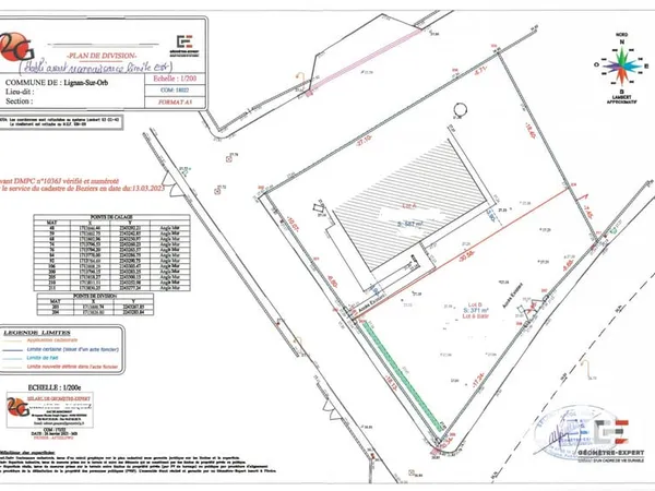 Terrain 371 m²