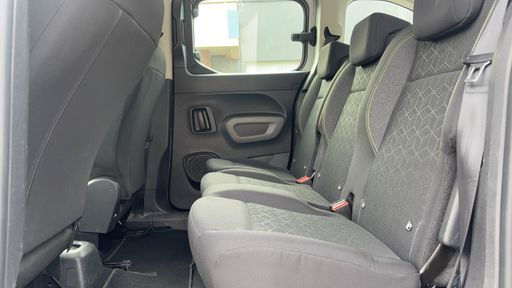 Peugeot Rifter 1.2 PureTech 110 - Active Pack – 2019 – 69011 km – Essence – Boîte Manuelle — photo 31