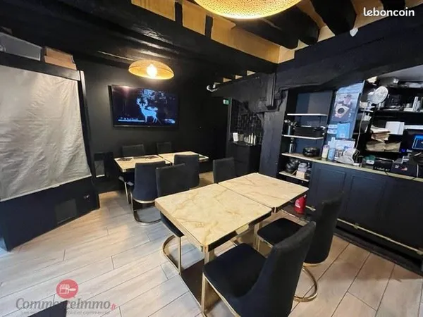 Restaurant 65 m² CHARENTON LE PONT
