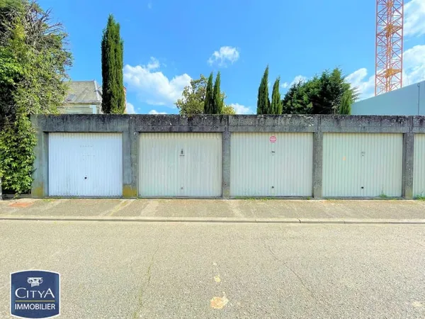 Stationnement Location Coutras   75€