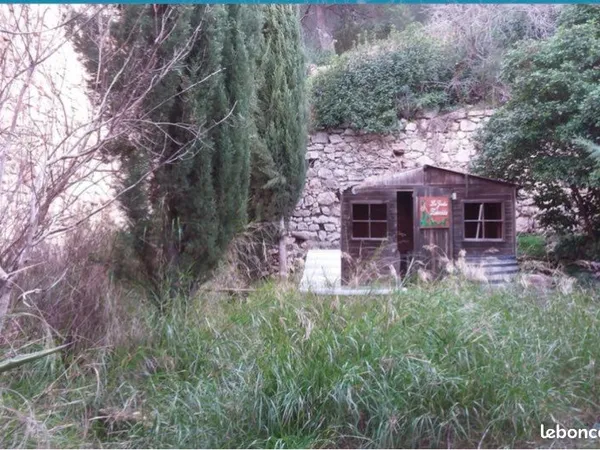 Terrain à bâtir