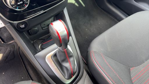 Renault Clio RS Cup 1.6 Turbo 200 EDC6 - N/A – 2018 – 114491 km – Essence – Boîte Automatique — photo 18