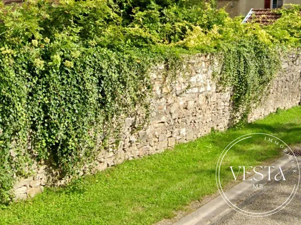 Terrain en individuel 748 m²