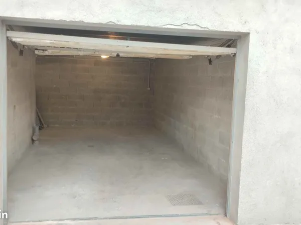 Garage et parking Location Albertville 120€