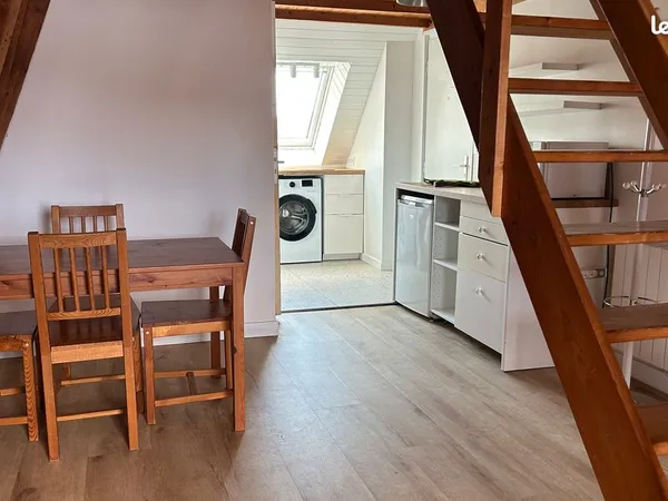 Duplex en location longue durée en hypercentre