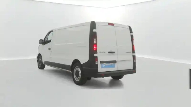 Renault Trafic fgn l2h1 3000 kg blue dci 130 — photo 12