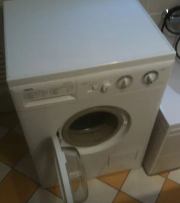 Photo 3