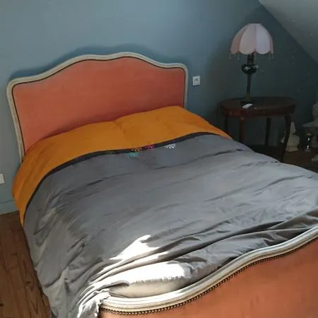 Chambre meublée