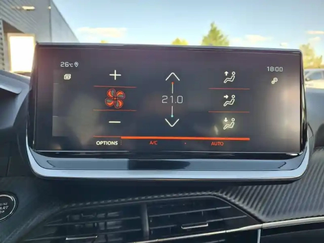 Peugeot 2008 puretech 130 s&amp;s bvm6 — photo 81