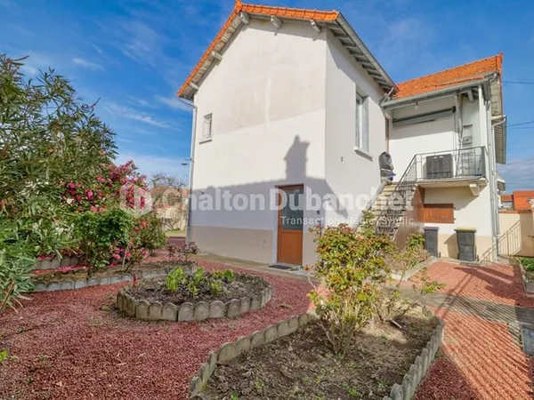 Riorges, Maison en viager occupé de 94 m²