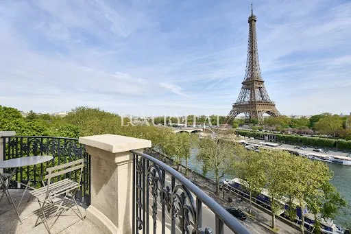 Appartement 5 pièces 210 m²
