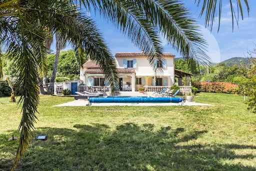Maison 6 pièces 150 m²