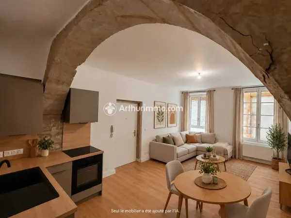 CASTRES CENTRE - T1 BIS RÉNOVÉ AVEC CELLIER - 520 € CC/MOIS