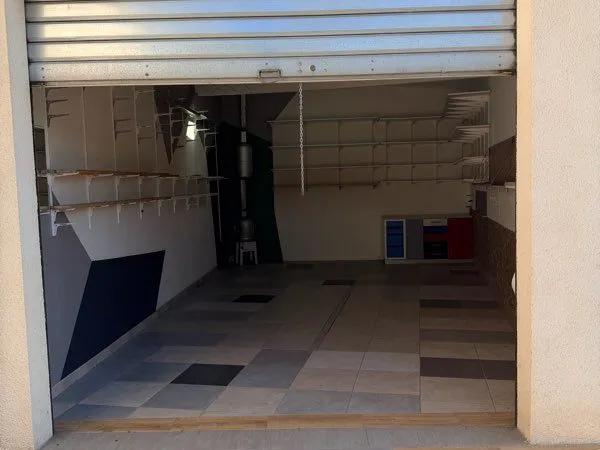 Garage de 26 m² en excellent état - Saint-André-de-Cubzac