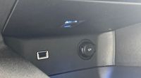 Peugeot 3008 HYBRID 225ch GT e-EAT8 — photo 16
