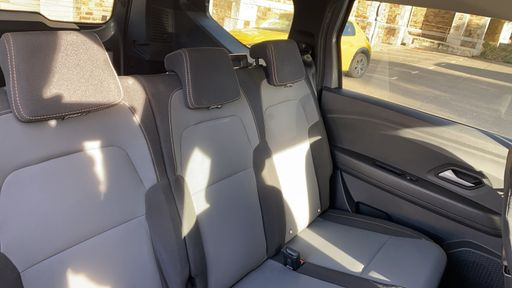 Dacia Jogger 1.6 140 Hybrid EDC - Extreme – 2023 – 44112 km – Hybride essence – Boîte Automatique — photo 38