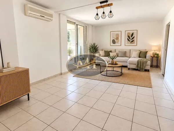 Appartement Type 5 104 m2 - Rez de chaussée - Environnement