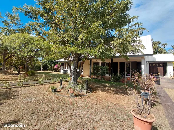 Villa 6 pièces 170 m²