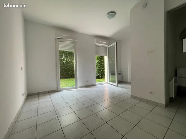 Studio 1 pièce 21 m²