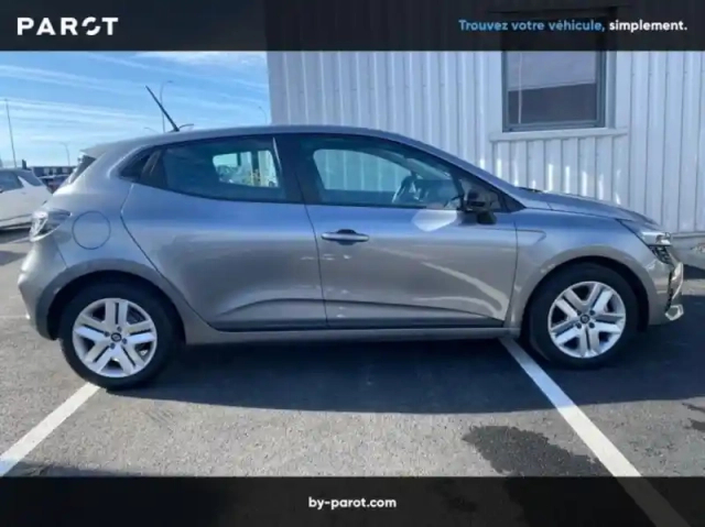 Renault Clio 1.5 blue dci 100ch evolution - 24 — photo 26