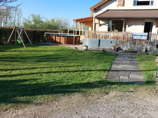 Maison 9 pièces 271m²