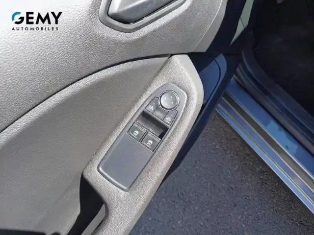Renault Clio sce 65 — photo 14