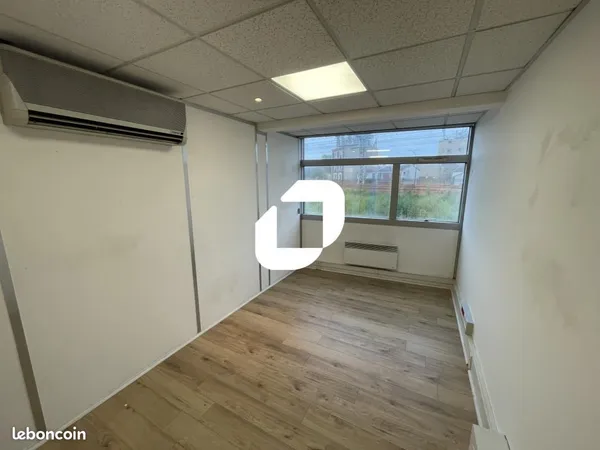 Bureaux 252 m²