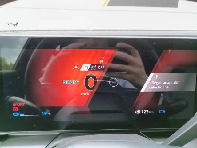 Renault Scenic e-tech électrique 220 ch grande autonomie — photo 28