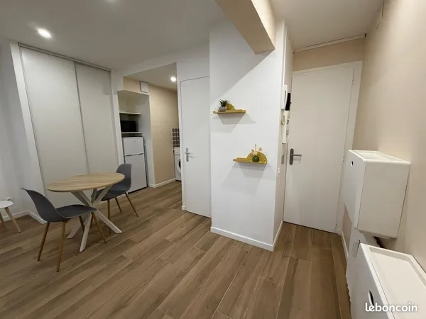 Appartement refait à neuf, libre de suite
