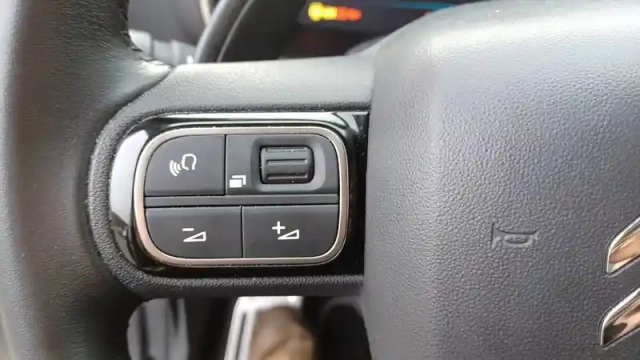 Citroën C5 Aircross puretech 130 s&amp;s eat8 — photo 17