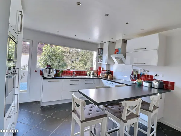 Triplex 5 pièces 115 m²